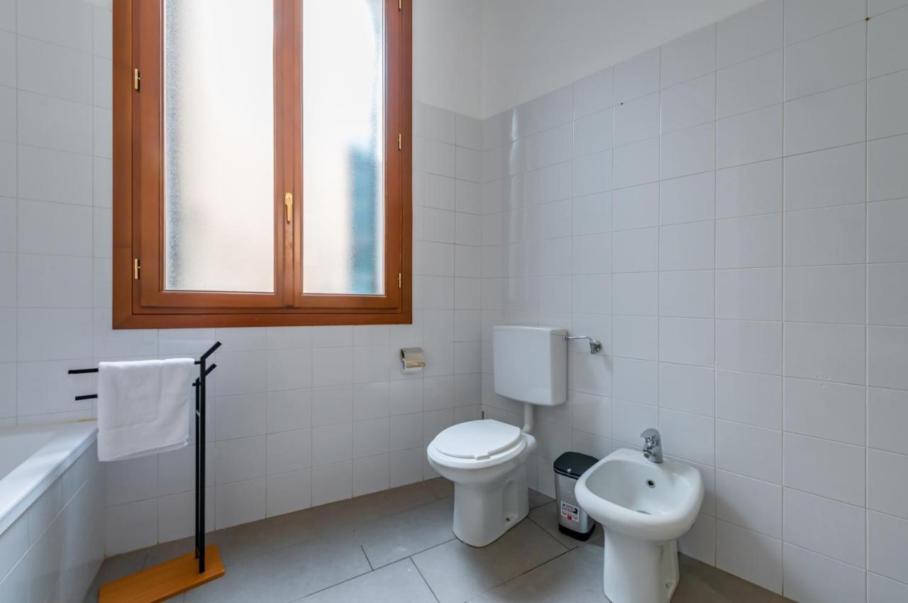 Cannaregio Romantic View Apartment Венеция Екстериор снимка